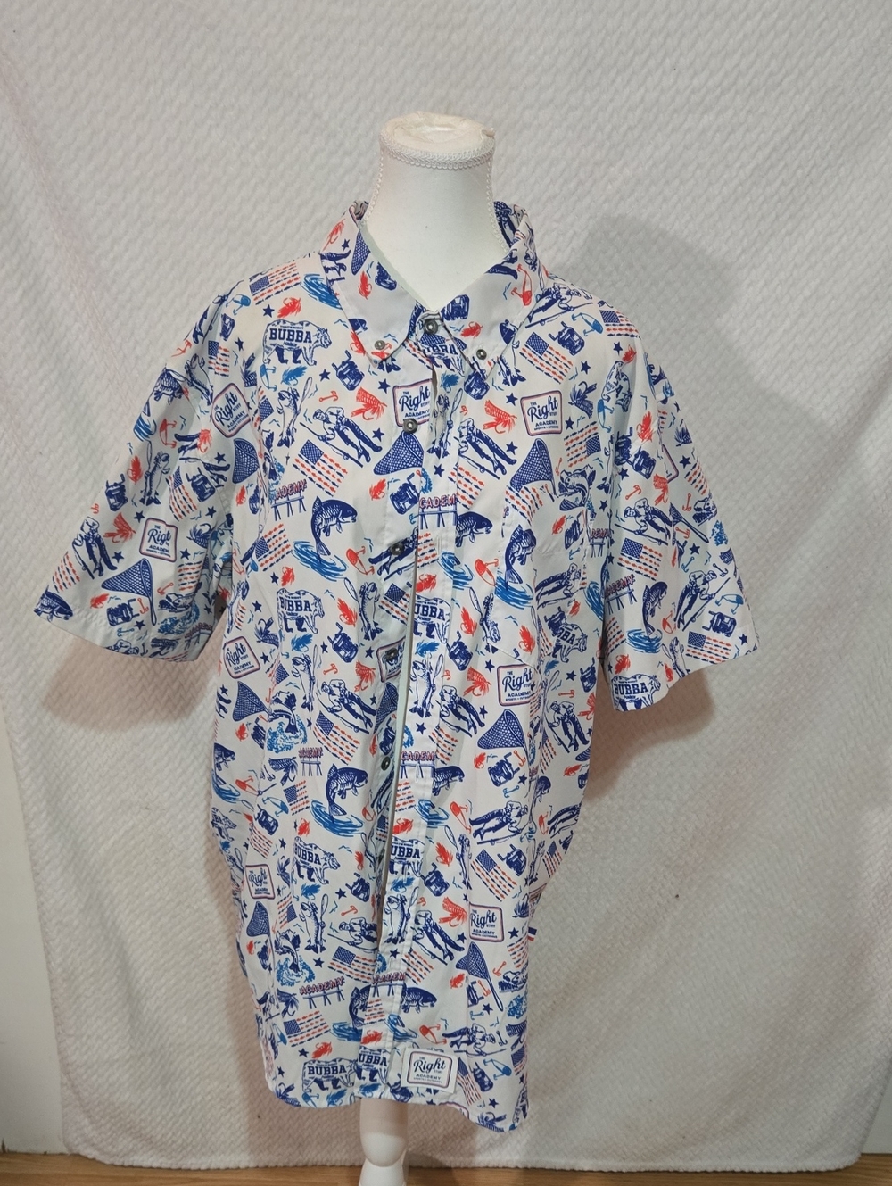 Men's Casual Short-Sleeve Button-Down Shirt - White with Blue & Red Print